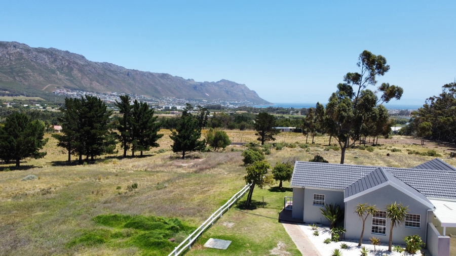 3 Bedroom Property for Sale in Firlands Western Cape